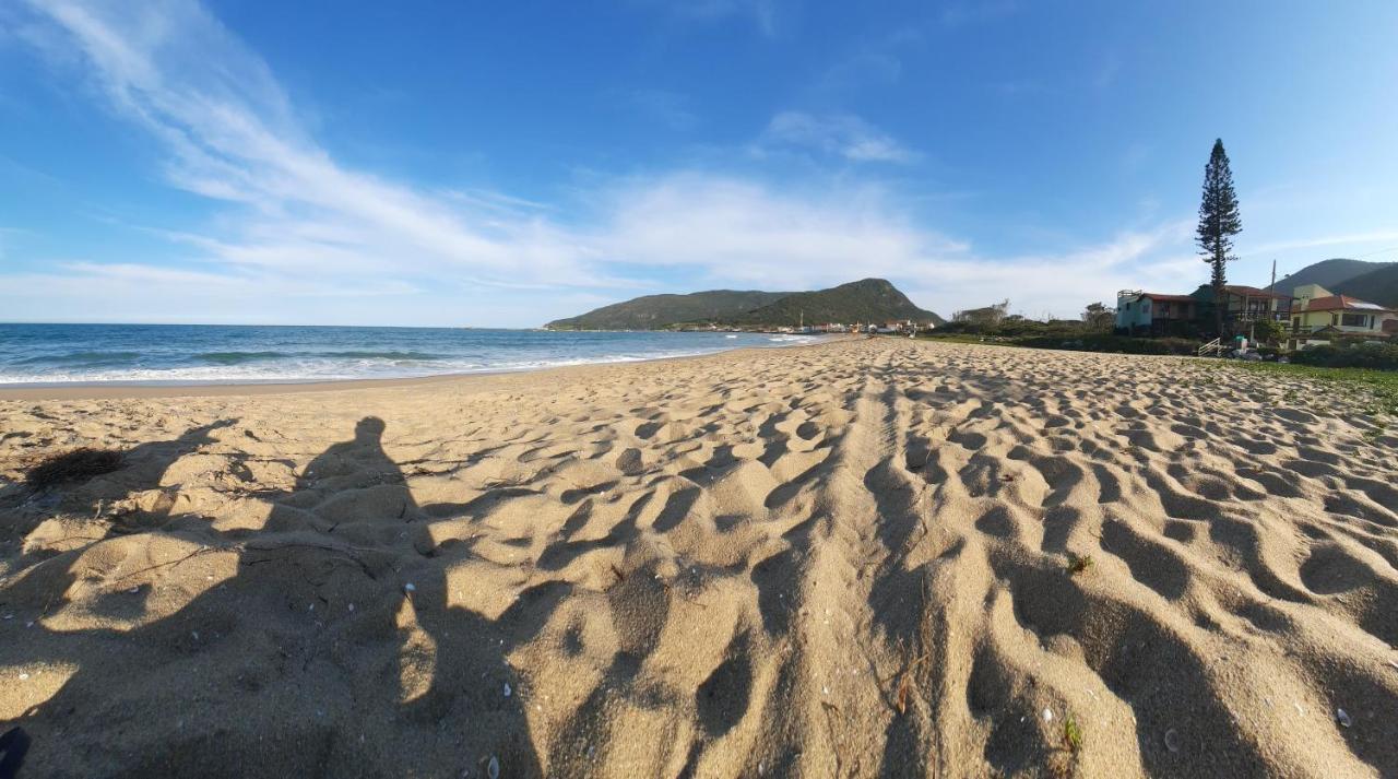 Chale Praia Da Armacao Florianopolis Bagian luar foto