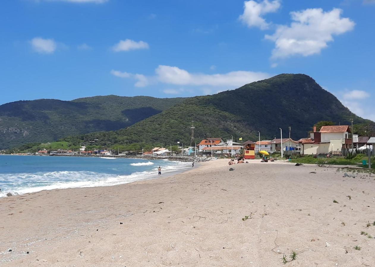 Chale Praia Da Armacao Florianopolis Bagian luar foto